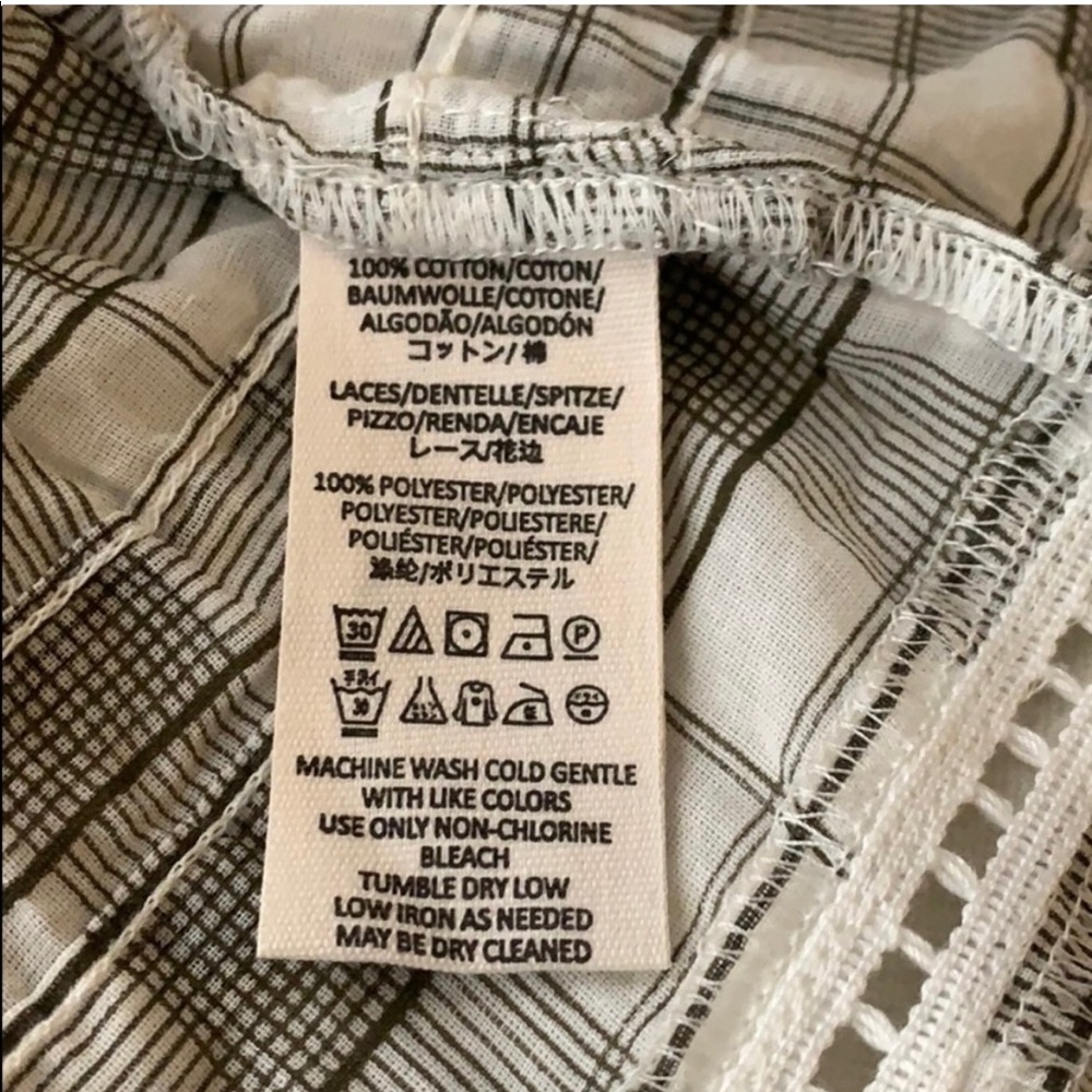 Free People Tunic with dropped peplum waist
3/4 length sleeves - Picture 5 of 10